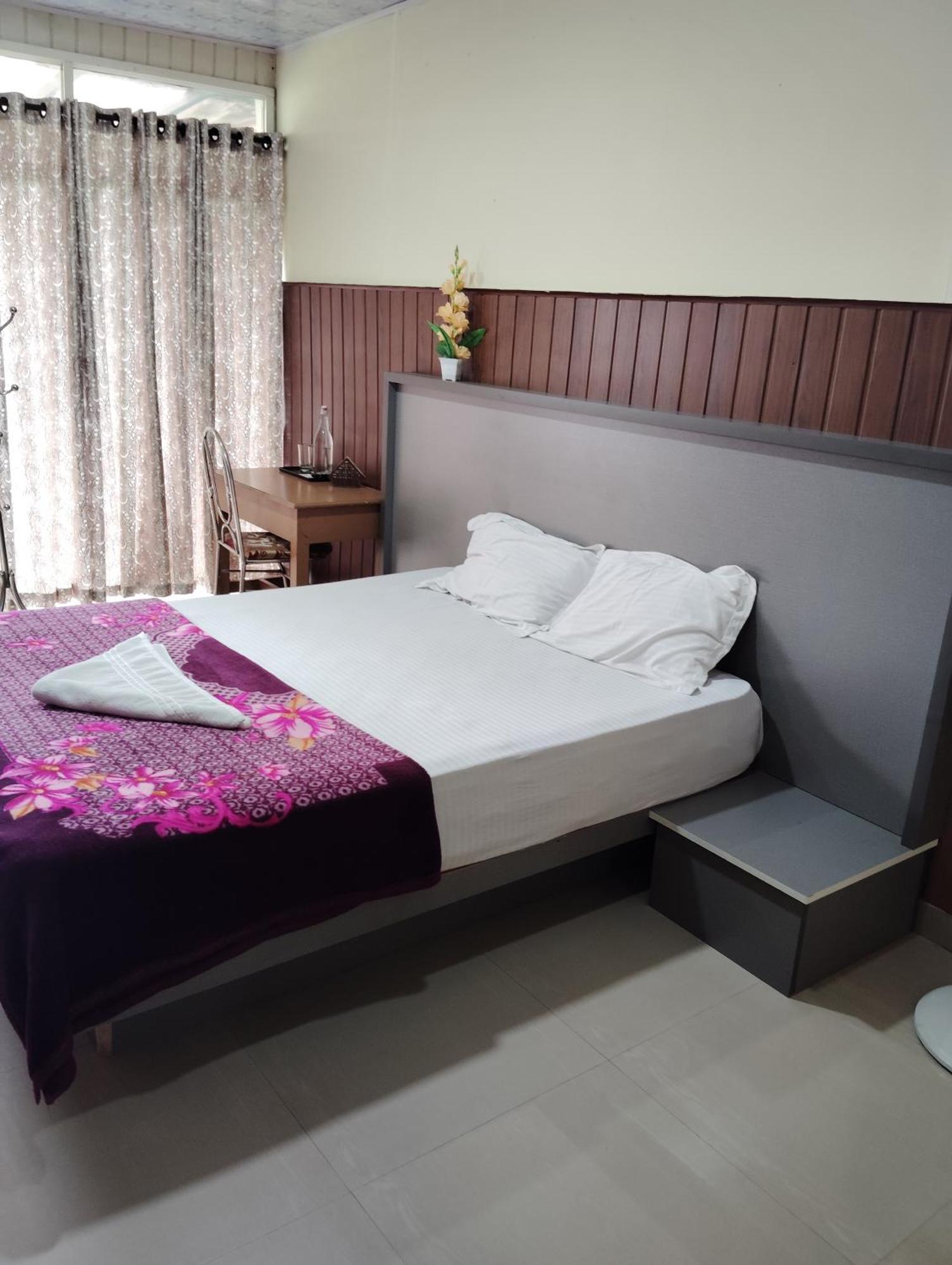 Riya Home Stay Munnar Anaviratty Exterior foto